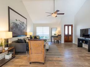 5827 Dryad Drive, Houston TX 77035