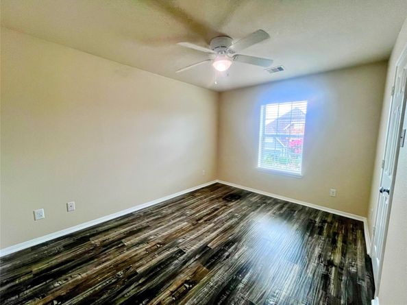 6442 Wilshire Lakes, Houston TX 77040