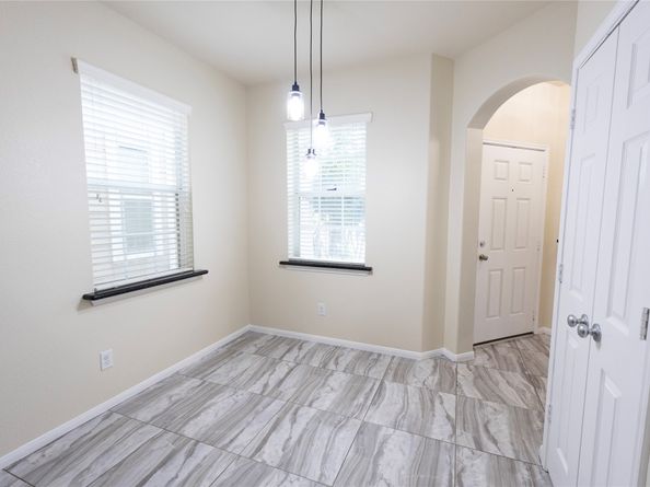 6442 Wilshire Lakes, Houston TX 77040