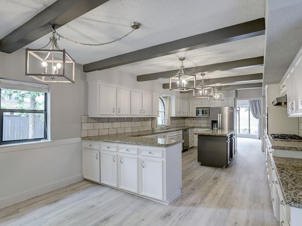 1132 Fries Road, Spring Valley Village TX 77055