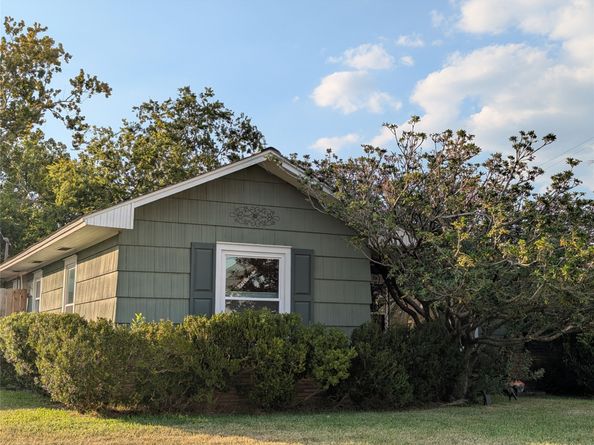 1111 Woodhill Road, Houston TX 77008