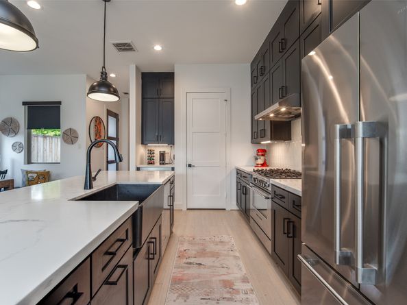 110 E 23rd Street, Houston TX 77008