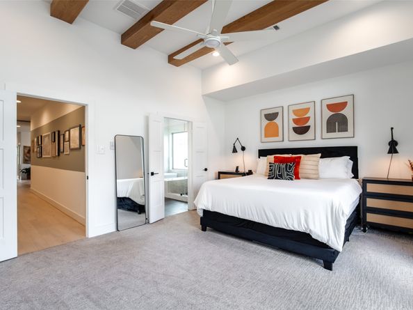 110 E 23rd Street, Houston TX 77008