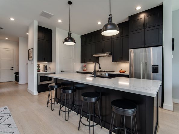 110 E 23rd Street, Houston TX 77008