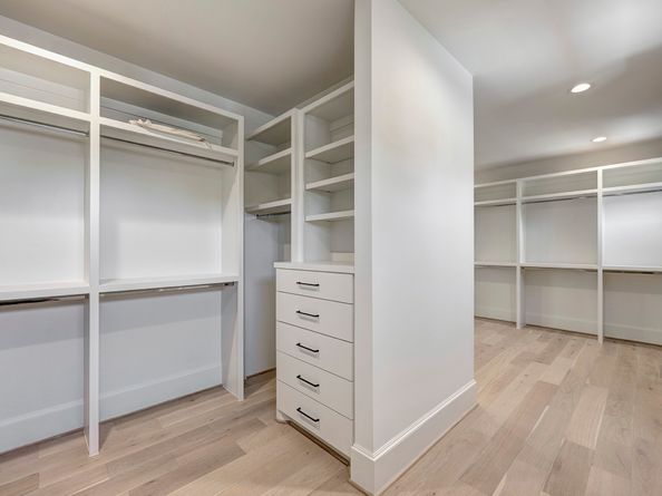 1001 Fisher Street, Houston TX 77018