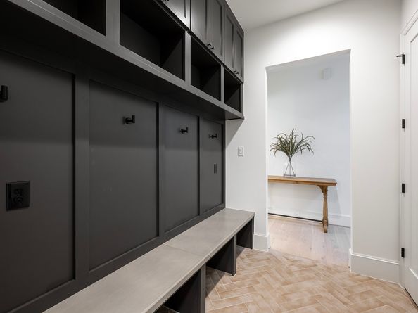 1001 Fisher Street, Houston TX 77018