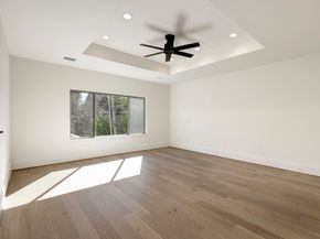 1001 Fisher Street, Houston TX 77018