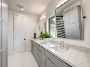 1001 Fisher Street, Houston TX 77018