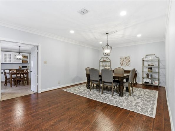 31 Wellington Drive, Sugar Land TX 77478