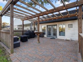 31 Wellington Drive, Sugar Land TX 77478