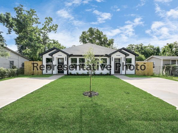 4606 Mallow Street, Houston TX 77051