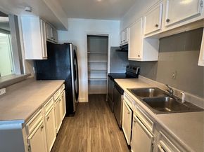 11540 Chimney Rock Road 108, Houston TX 77035