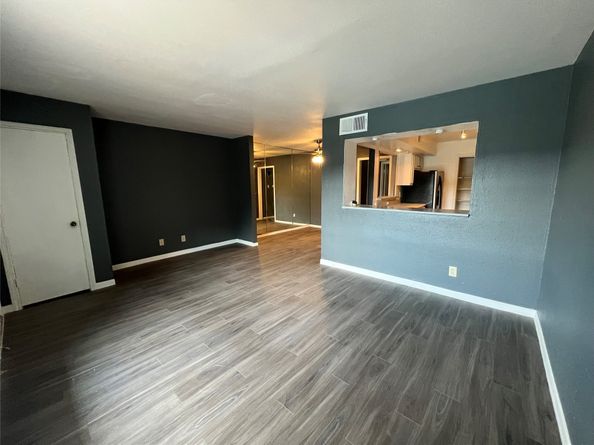 11540 Chimney Rock Road 108, Houston TX 77035