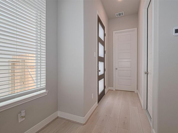 8933 Grovner Place, Houston TX 77055