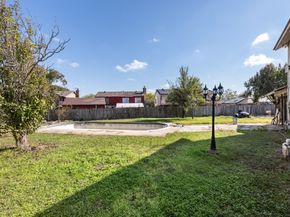 11354 White Gate Lane, Houston TX 77067