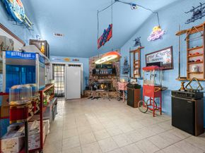 11354 White Gate Lane, Houston TX 77067