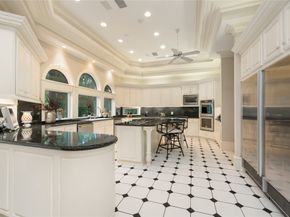 205 Grogans Point Road, The Woodlands TX 77380