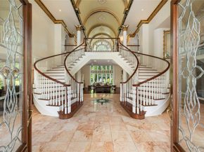 205 Grogans Point Road, The Woodlands TX 77380