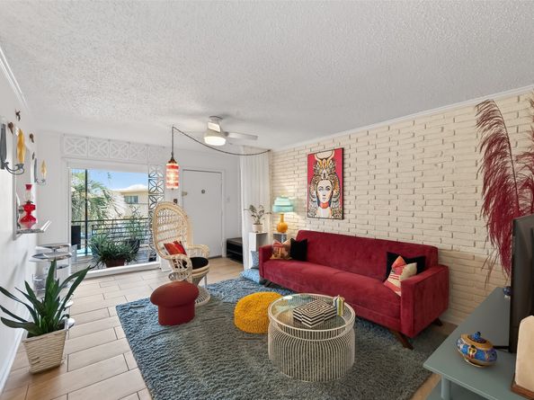 3809 N Braeswood Boulevard 21, Houston TX 77025