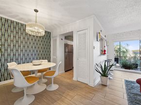 3809 N Braeswood Boulevard 21, Houston TX 77025