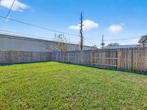 10021 Alfred Lane A, Houston TX 77041