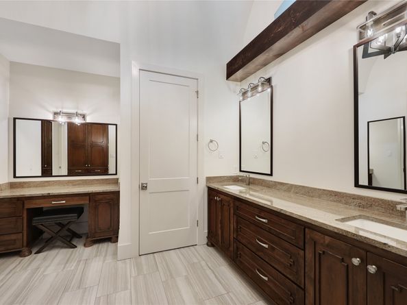 27311 Shady Hills Landing Lane, Spring TX 77386