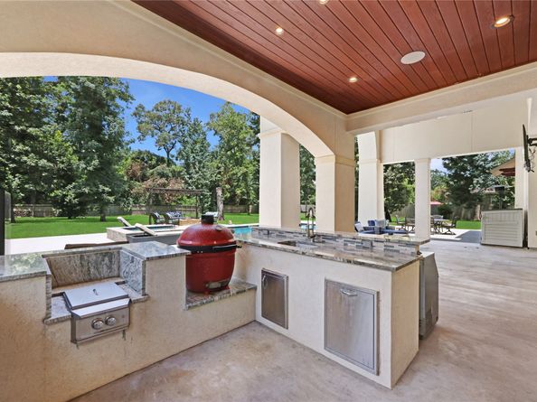 27311 Shady Hills Landing Lane, Spring TX 77386