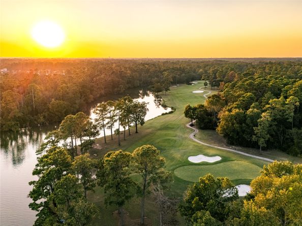 18706 Dempsey Oaks Drive, Humble TX 77346