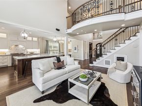 5217 W 43rd Street, Houston TX 77092