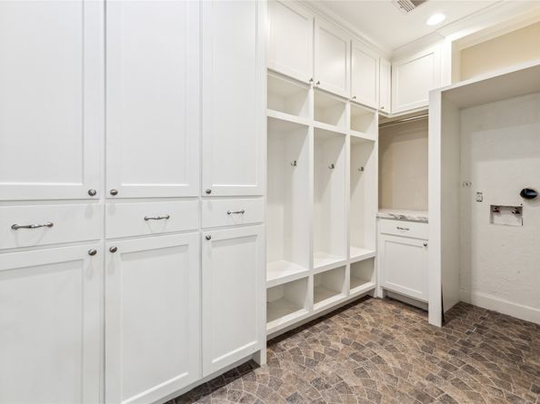 5217 W 43rd Street, Houston TX 77092