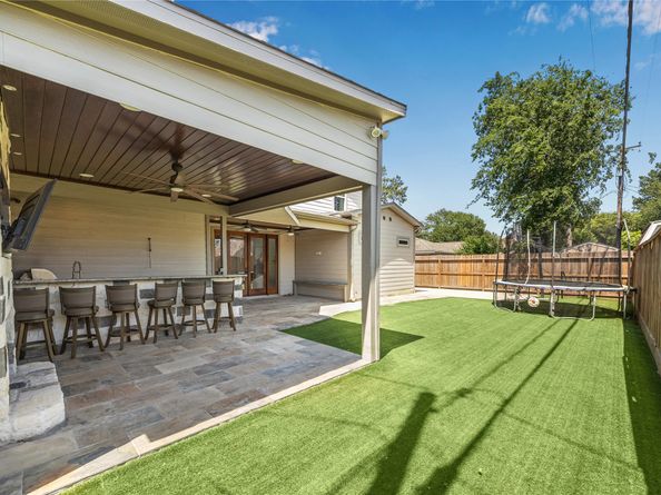 5217 W 43rd Street, Houston TX 77092