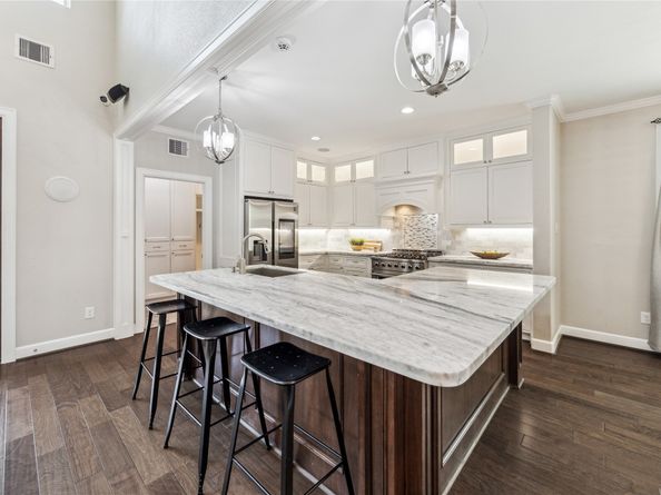 5217 W 43rd Street, Houston TX 77092