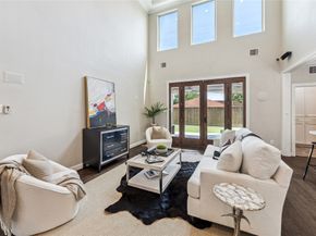 5217 W 43rd Street, Houston TX 77092