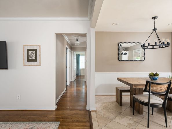 2403 Ansbury Drive, Houston TX 77018