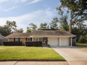 2403 Ansbury Drive, Houston TX 77018