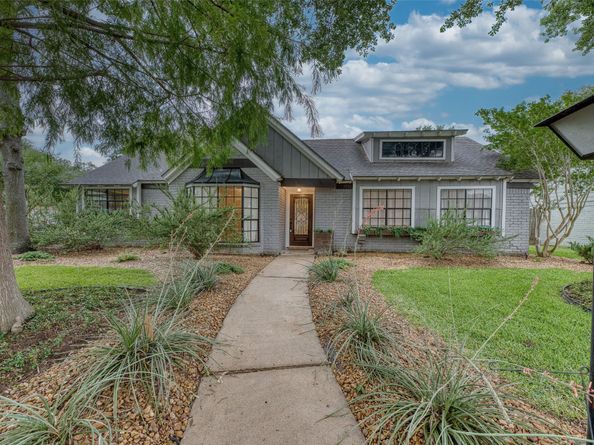 4650 Hickory Downs Drive, Houston TX 77084