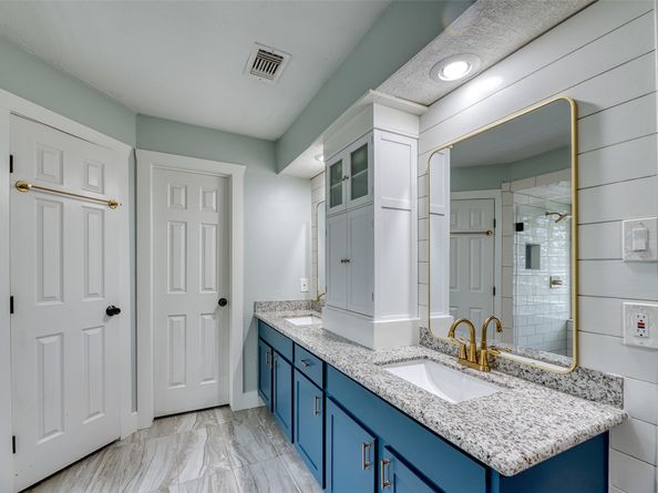 4650 Hickory Downs Drive, Houston TX 77084