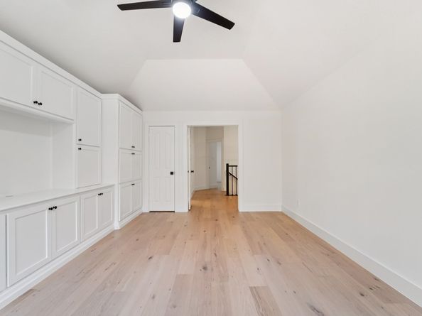 7 Clearbend Place, The Woodlands TX 77384