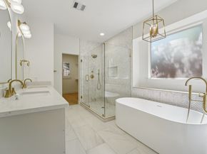 7 Clearbend Place, The Woodlands TX 77384