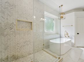 7 Clearbend Place, The Woodlands TX 77384