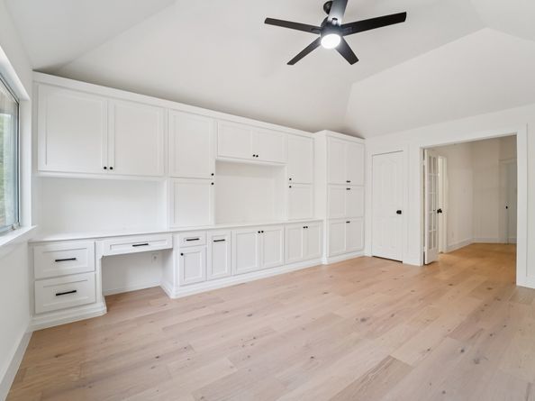 7 Clearbend Place, The Woodlands TX 77384