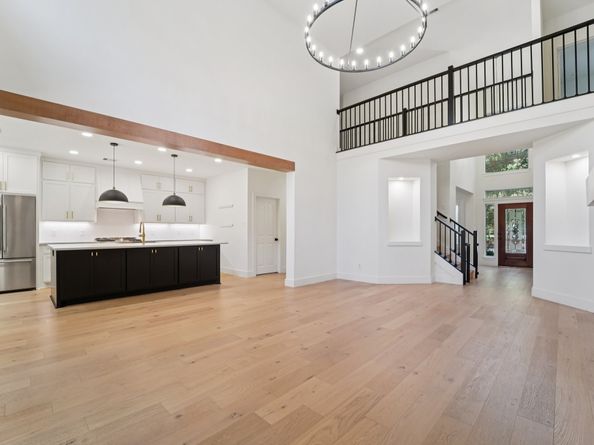 7 Clearbend Place, The Woodlands TX 77384