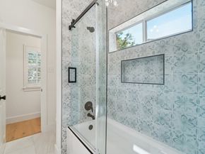 7 Clearbend Place, The Woodlands TX 77384