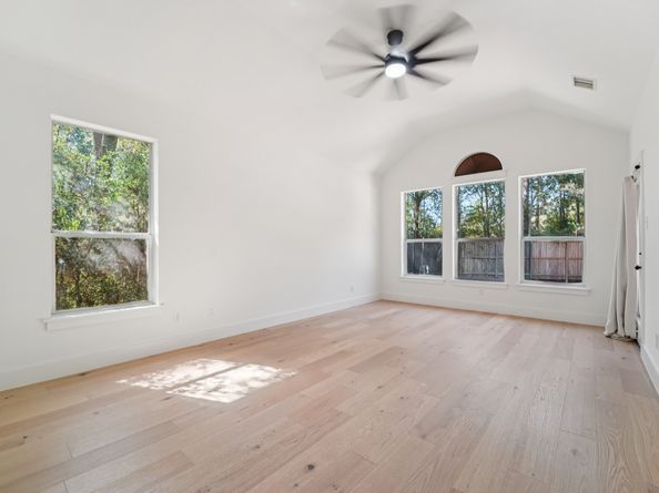 7 Clearbend Place, The Woodlands TX 77384