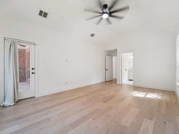 7 Clearbend Place, The Woodlands TX 77384