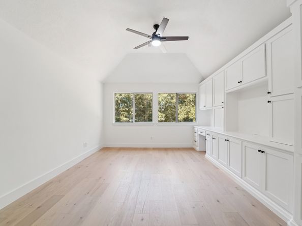 7 Clearbend Place, The Woodlands TX 77384