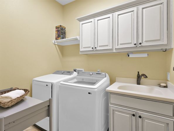 95 S Shimmering Aspen Circle, Spring TX 77389