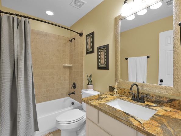 95 S Shimmering Aspen Circle, Spring TX 77389