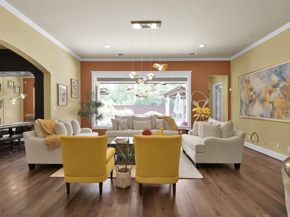 95 S Shimmering Aspen Circle, Spring TX 77389