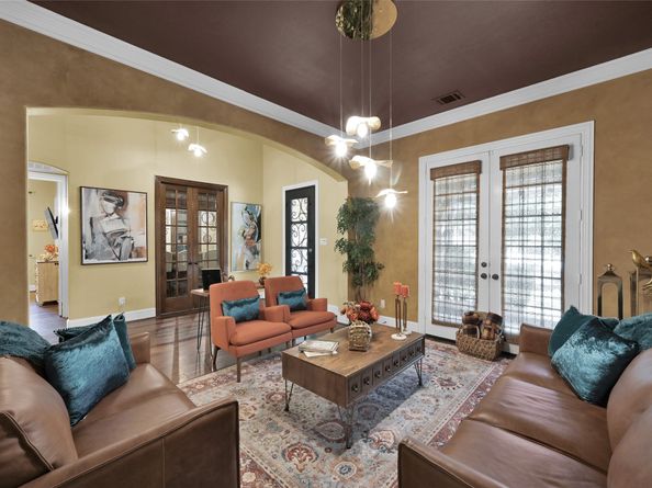 95 S Shimmering Aspen Circle, Spring TX 77389